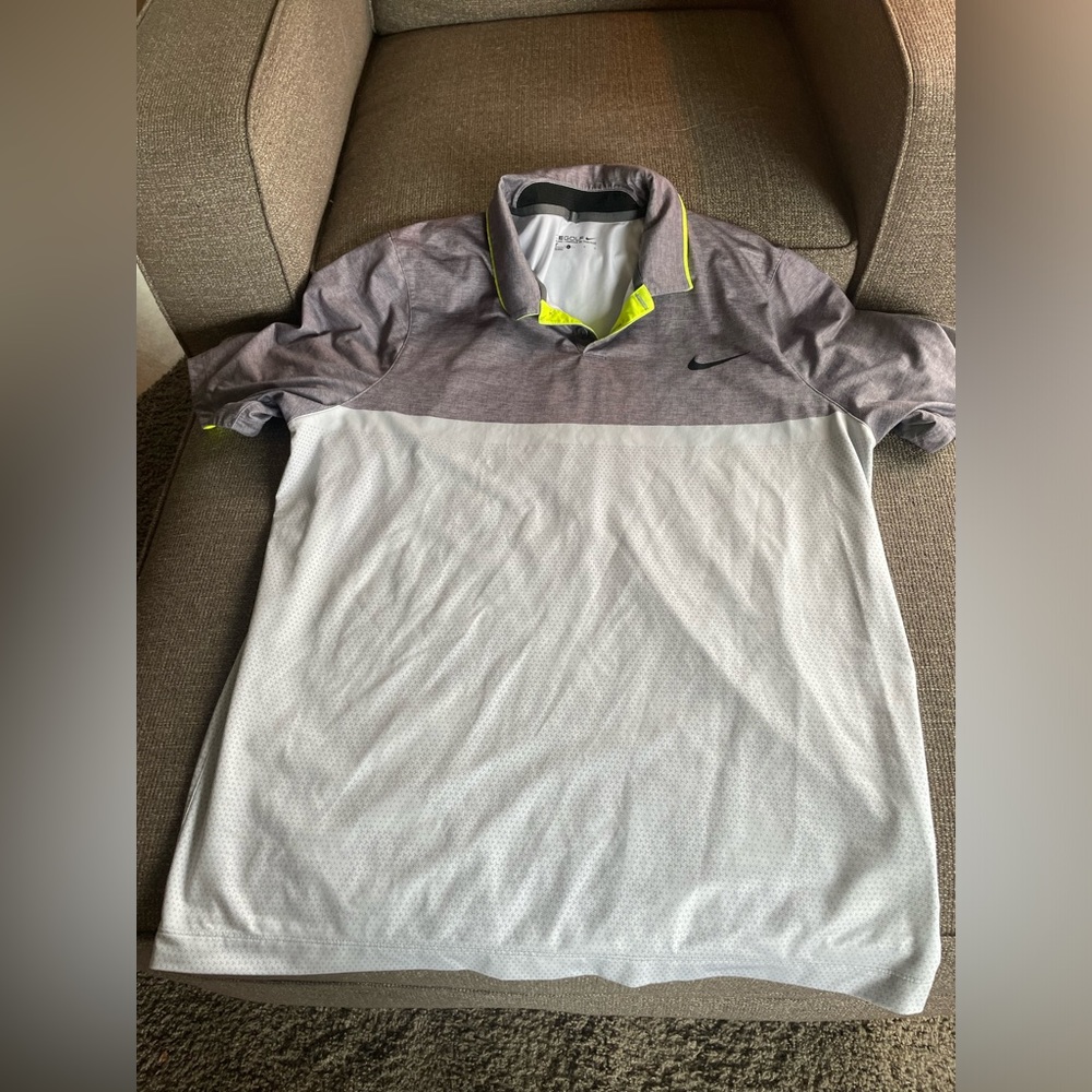 Men’s Nike golf polo
